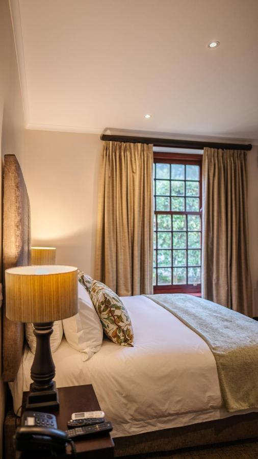 Meerendal Boutique Hotel Durbanville Bagian luar foto