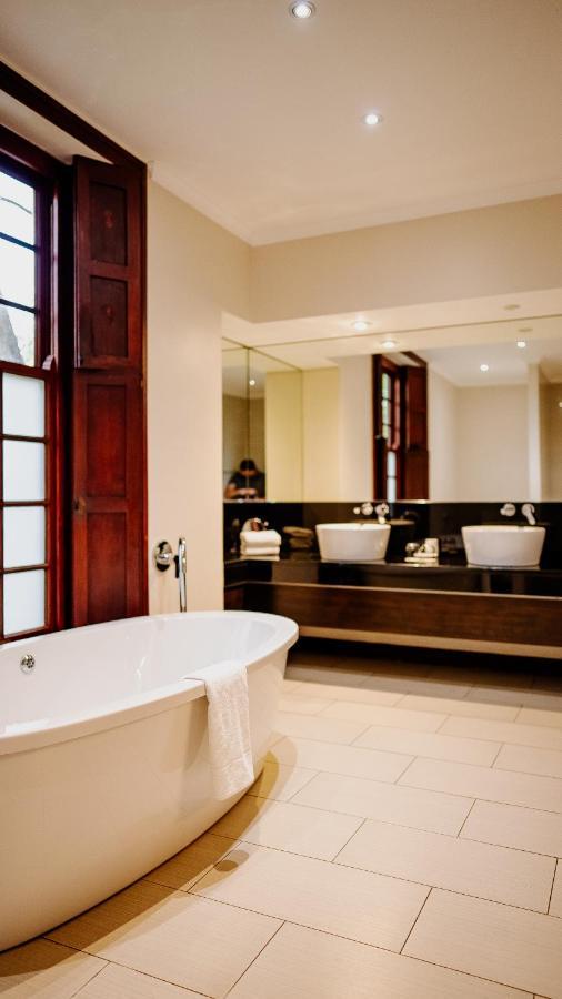 Meerendal Boutique Hotel Durbanville Bagian luar foto
