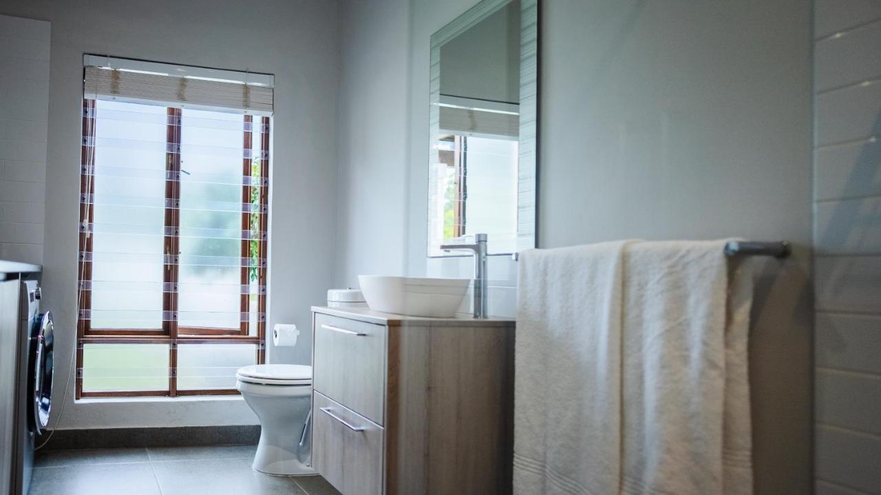 Meerendal Boutique Hotel Durbanville Bagian luar foto