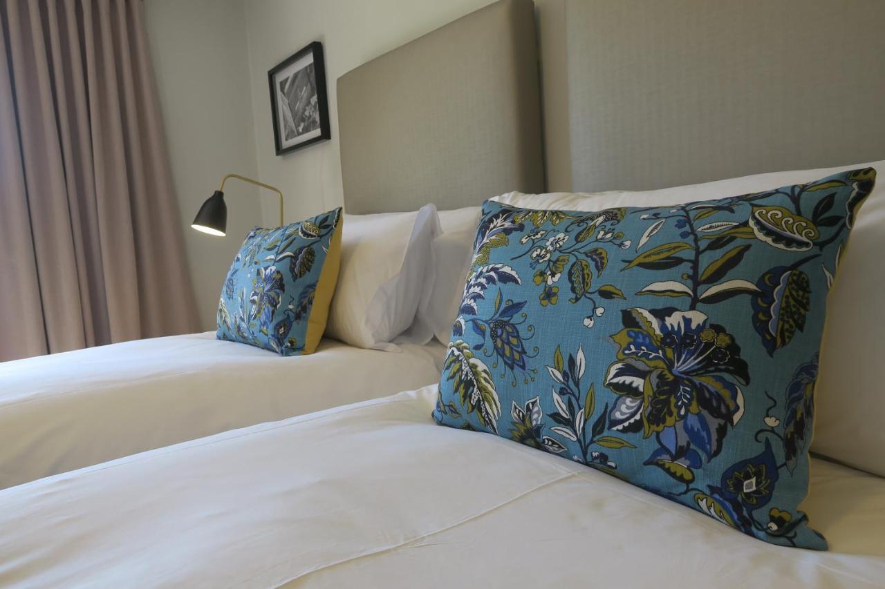 Meerendal Boutique Hotel Durbanville Bagian luar foto
