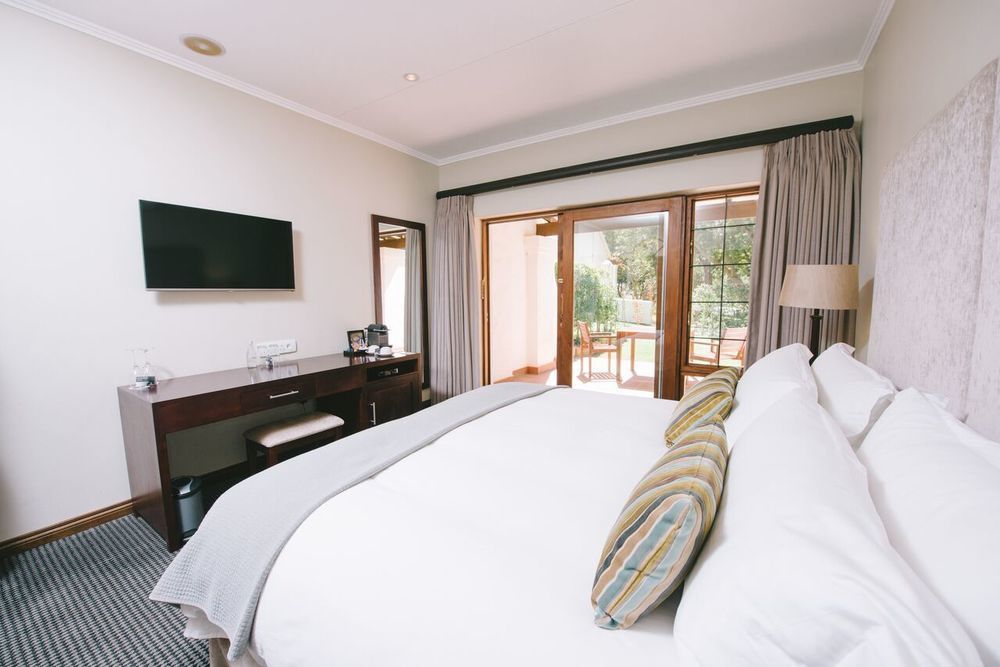 Meerendal Boutique Hotel Durbanville Bagian luar foto